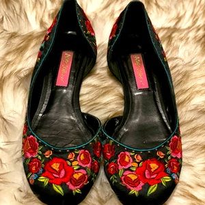 Floral Betsy Johnson Flats